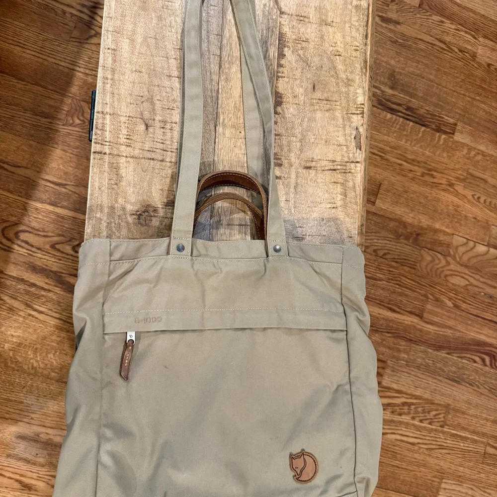 Fjallraven Totepack No. 1 Bag - Tan color - Picture 2 of 3